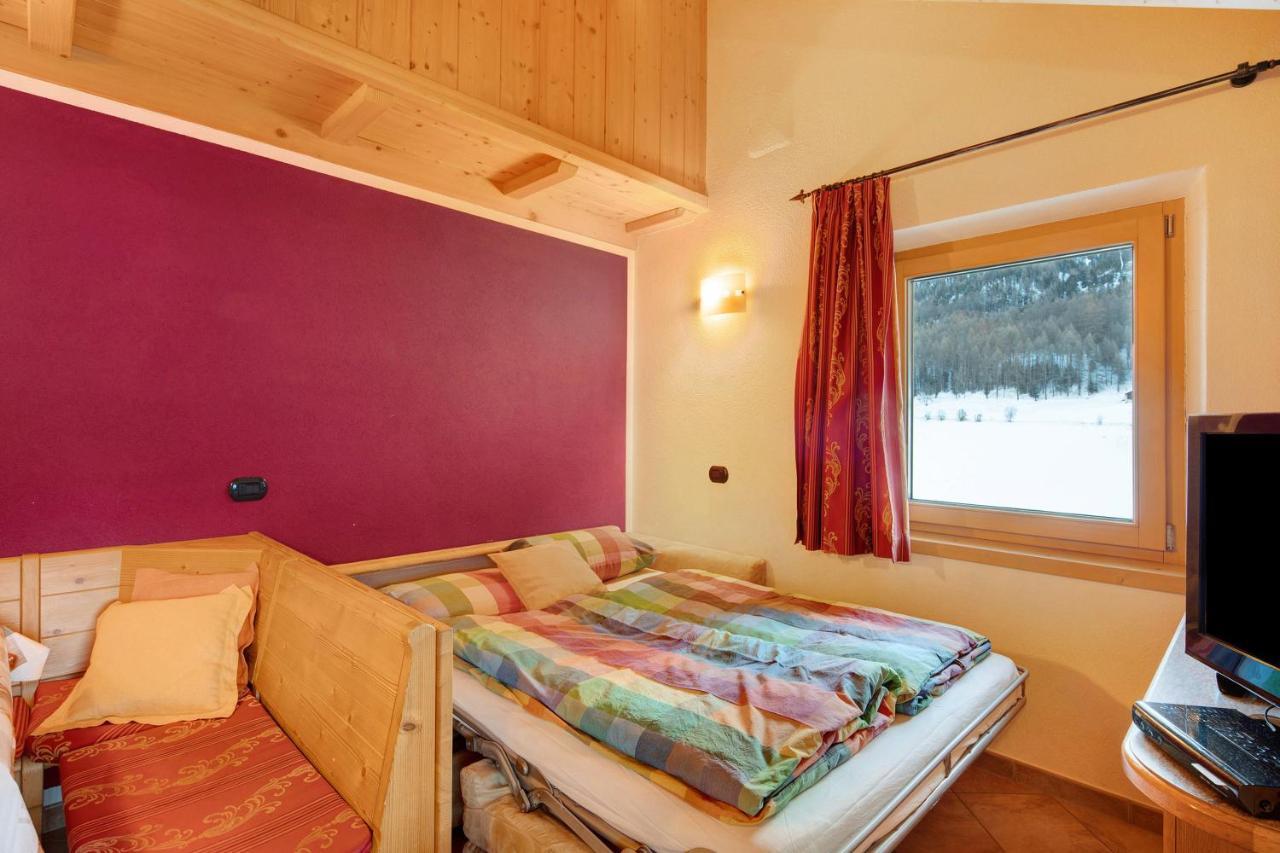 Rosso Al Bait Da Giulio Appartement Livigno Buitenkant foto